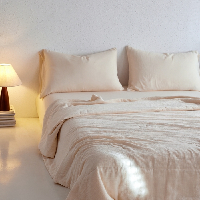 91家纺网 家纺一手货源 找家纺 安莱生活 2024新款绉纱夏被及夏被四件套 绉纱夏被-芝士