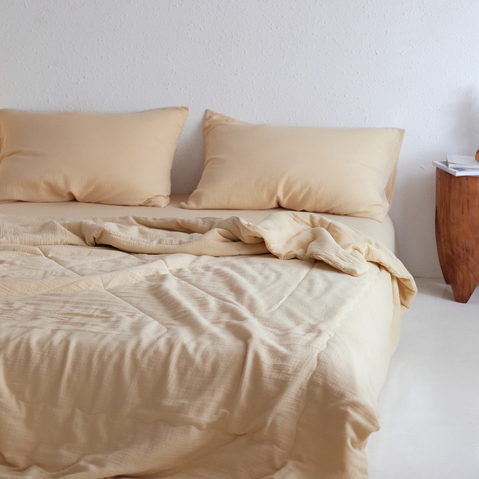 91家纺网 家纺一手货源 找家纺 安莱生活 2024新款绉纱夏被及夏被四件套 绉纱夏被-曲奇