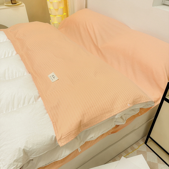 91家纺网 家纺一手货源 找家纺 眠博士 2024新款60贡缎提花 旅行睡袋场景一暖光 睡袋-提花橘粉