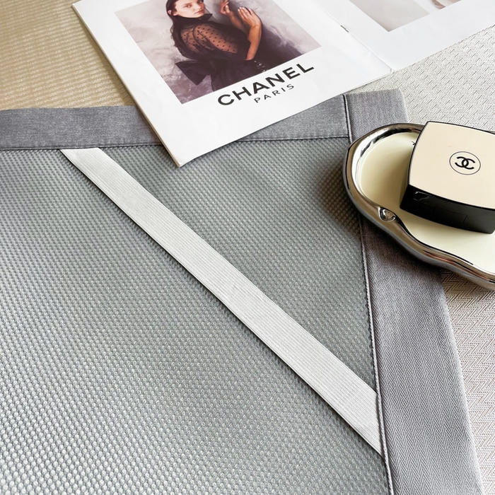 91家纺网 家纺一手货源 找家纺 慕尚家纺 2025新款凉感冰丝大牌miumiu凉席三件套 miu 香槟金