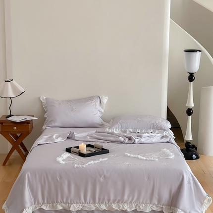 91家纺网 家纺一手货源 找家纺 （总）佳汐蓝 2024新款60天丝绣花爱恋系列-夏被四件套