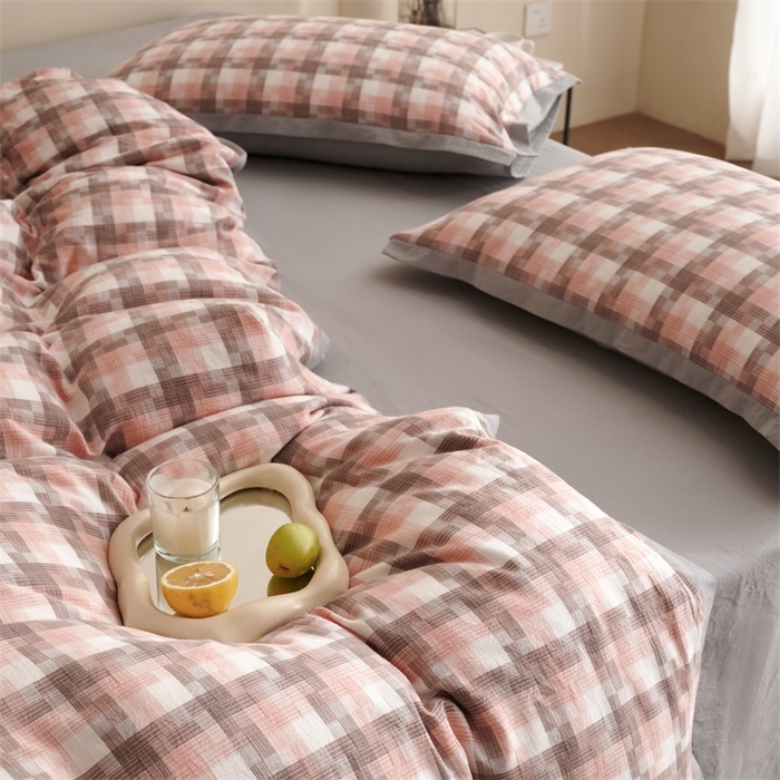 91家纺网 家纺一手货源 找家纺 榻尚家居  2024新款经典田园格子色织水洗棉系列 轻居 粉