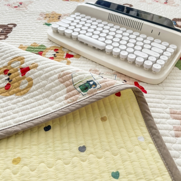 91家纺网 家纺一手货源 找家纺 茉夕家纺 2024新款数码双面纯棉水洗床盖 鼠小弟