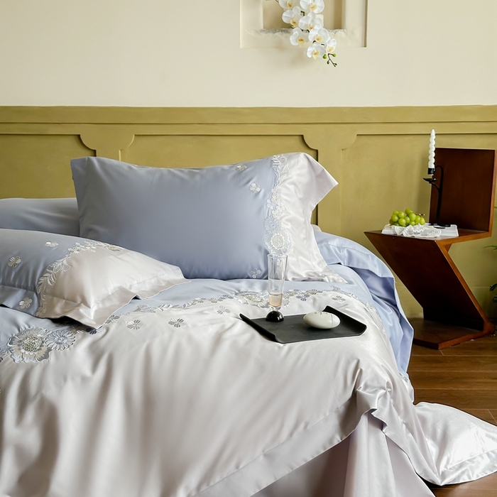 91家纺网 家纺一手货源 找家纺 （总）云胡 2024新款50支长绒棉宽边工艺刺绣四件套-兰茵（新拍图）