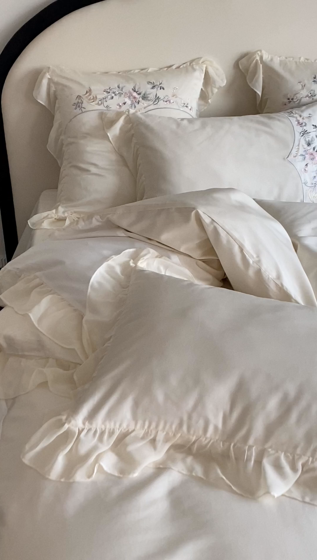 91家纺网 家纺一手货源 找家纺 品家居 2025新款全棉100支长绒棉刺绣四件套-夏洛特 浅香槟