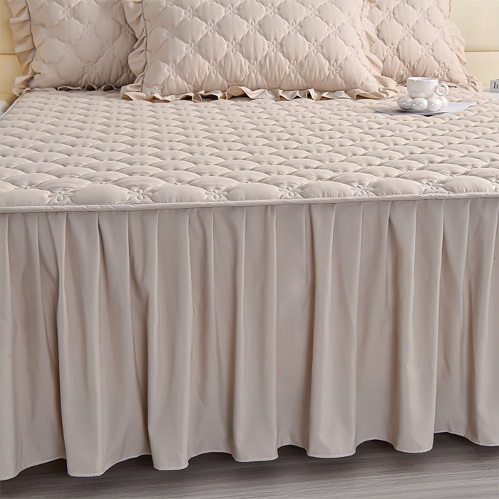 91家纺网 家纺一手货源 找家纺 床笠人家 2025新款亲肤磨毛夹棉床裙 卡其色