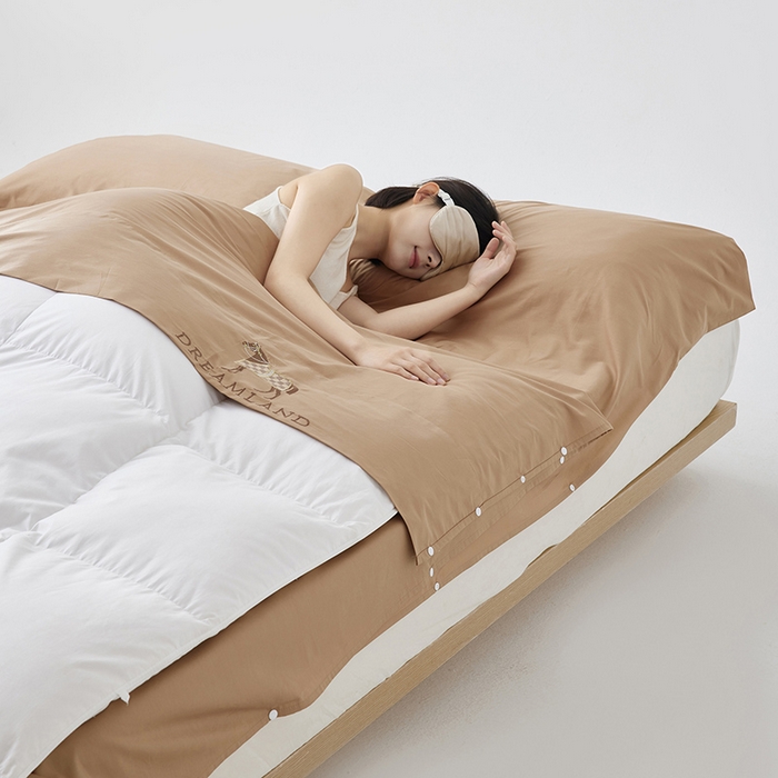 91家纺网 家纺一手货源 找家纺 千朵森 2024新款A类长绒棉刺绣睡袋 漾-香槟金