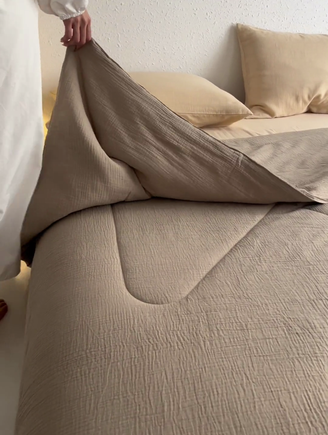 91家纺网 家纺一手货源 找家纺 安莱生活 2024新款绉纱夏被及夏被四件套 绉纱夏被-伯爵