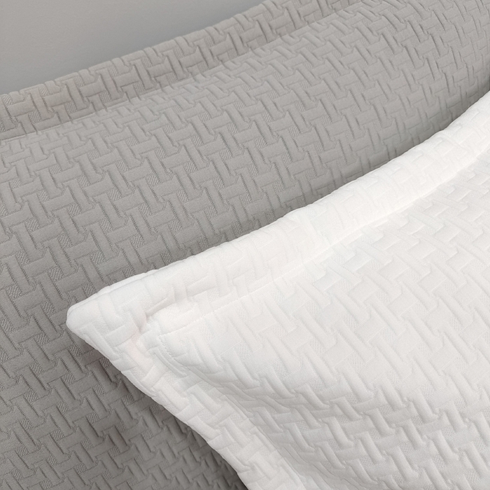 91家纺网 家纺一手货源 找家纺 澜屿 25款灰白软糯提花大靠枕 白色