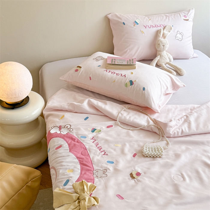 91家纺网 家纺一手货源 找家纺 （总）星野  2024新款50天丝夏被空调被甜甜圈系列