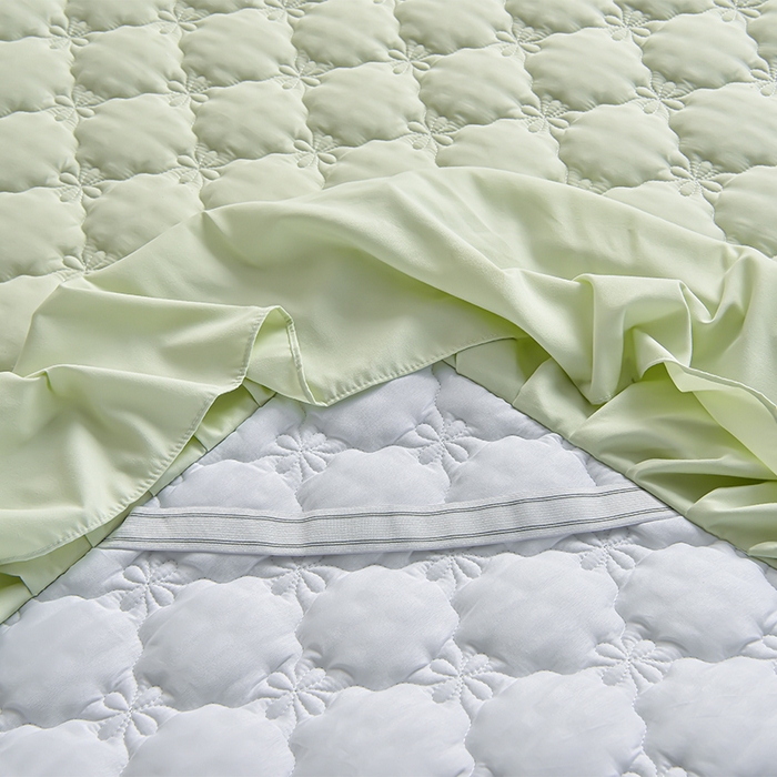 91家纺网 家纺一手货源 找家纺 床笠人家 2025新款亲肤磨毛夹棉床裙 抹茶绿