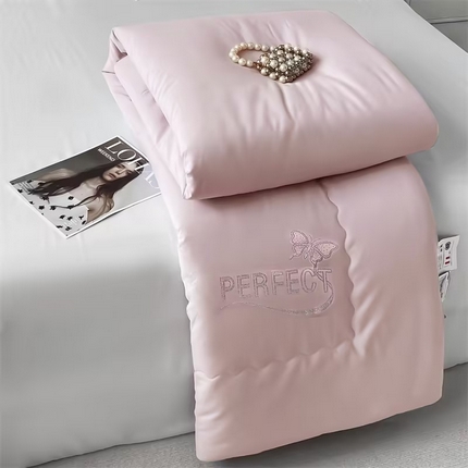 91家纺网 家纺一手货源 找家纺 左右家纺 2024新款千鸟格提花夏被春秋被冬被  粉玉