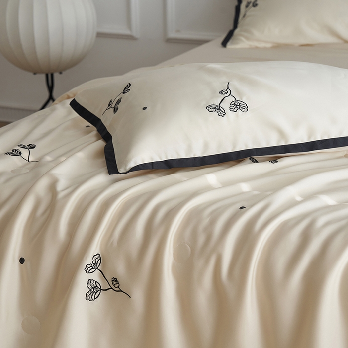 91家纺网 家纺一手货源 找家纺 （总）安莱生活 2024新款莱赛尔天丝绣花夏被四件套-宽边系列