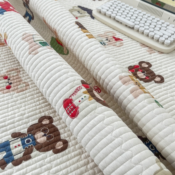 91家纺网 家纺一手货源 找家纺 茉夕家纺 2024新款数码双面纯棉水洗床盖 鼠小弟