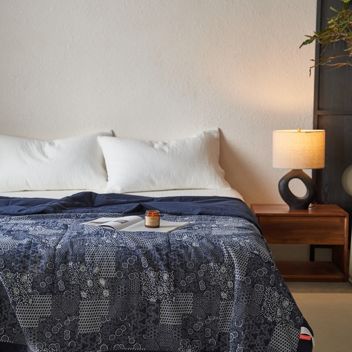 91家纺网 家纺一手货源 找家纺 安莱生活 2024新品双层纱色织花妍缤纷单夏被 花妍缤纷-藏青