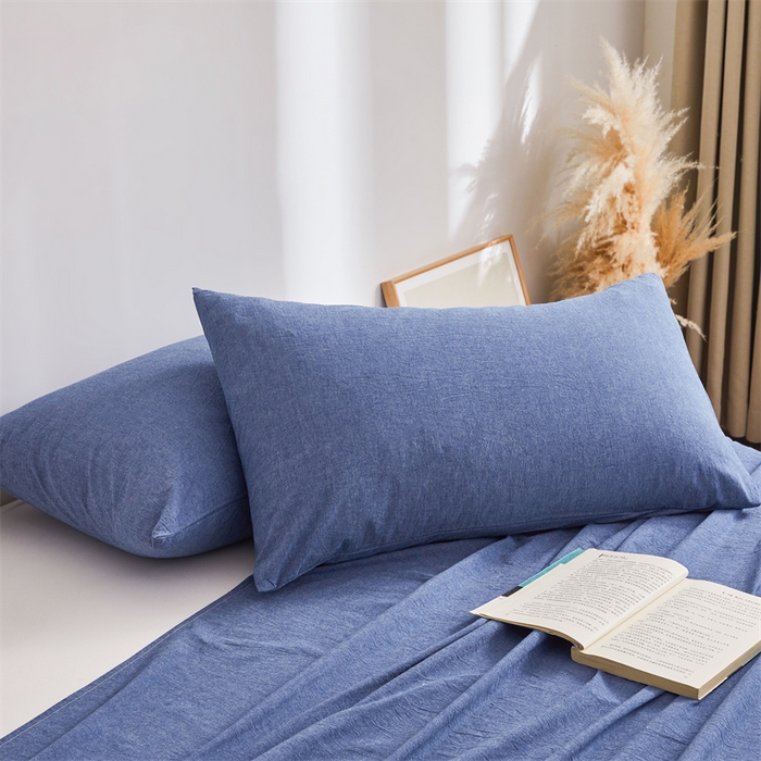 91家纺网 家纺一手货源 找家纺 雅萱家纺 2024新款A类色织全棉水洗棉单枕套 暗幽蓝