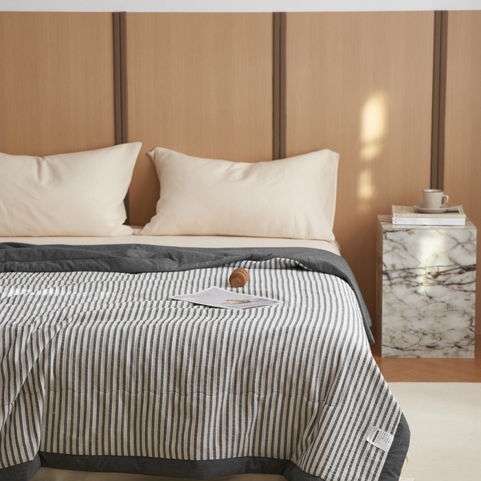 91家纺网 家纺一手货源 找家纺 安莱生活 2024新款水洗色织锦瑟夏被 锦瑟-深灰