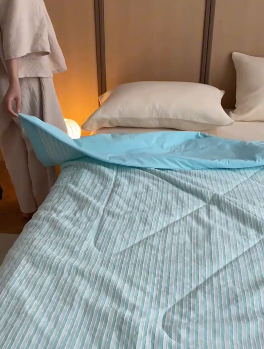 91家纺网 家纺一手货源 找家纺 （总）安莱生活 2024新款水洗色织锦瑟夏被