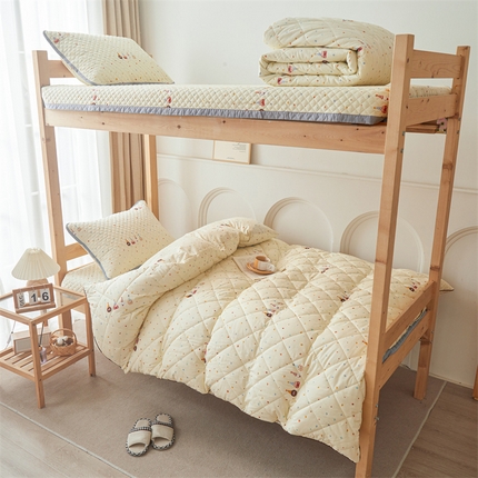 91家纺网 家纺一手货源 找家纺 （总）上喜 热卖学生宿舍床盖三件套