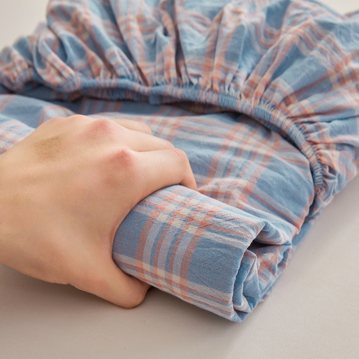 91家纺网 家纺一手货源 找家纺 雅萱家纺 2024新款A类色织全棉水洗棉单床笠 床笠-日和-粉蓝