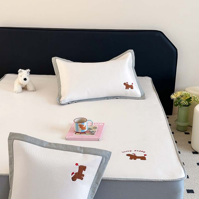 91家纺网 家纺一手货源 找家纺 昔可家纺 2024新款A类900D纯色绣花床笠款冰丝席 幸运狗狗