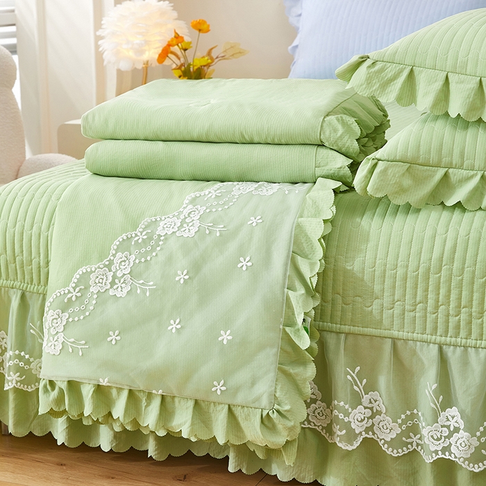 91家纺网 家纺一手货源 找家纺 绣女坊 2024新款泡泡棉床盖四件套 优雅绿