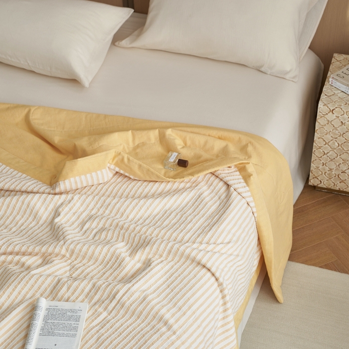 91家纺网 家纺一手货源 找家纺 安莱生活 2024新款水洗色织锦瑟夏被 锦瑟-驼黄