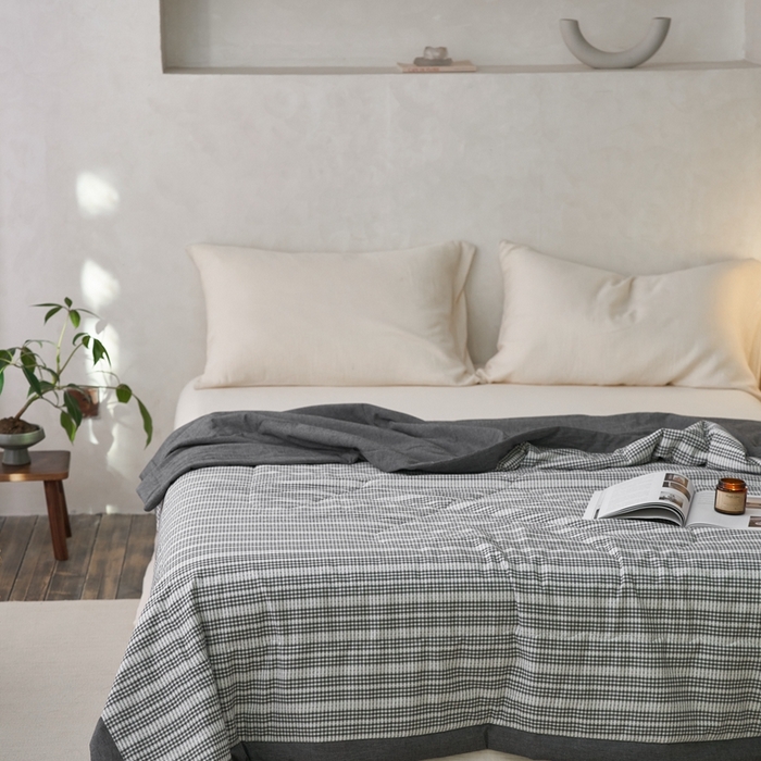 91家纺网 家纺一手货源 找家纺 安莱生活 2024新款水洗色织花漾夏被 花漾-深灰