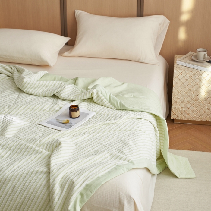 91家纺网 家纺一手货源 找家纺 安莱生活 2024新款水洗色织锦瑟夏被 锦瑟-嫩绿