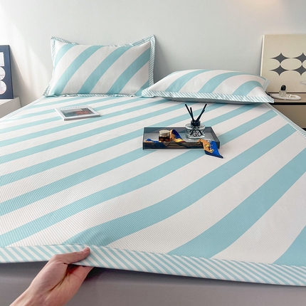 91家纺网 家纺一手货源 找家纺 （总）倾慕家纺 2024新款北欧简约印花夹棉凉席