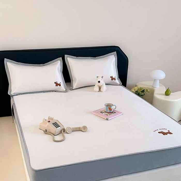 91家纺网 家纺一手货源 找家纺 昔可家纺 2024新款A类900D纯色绣花床笠款冰丝席 幸运狗狗