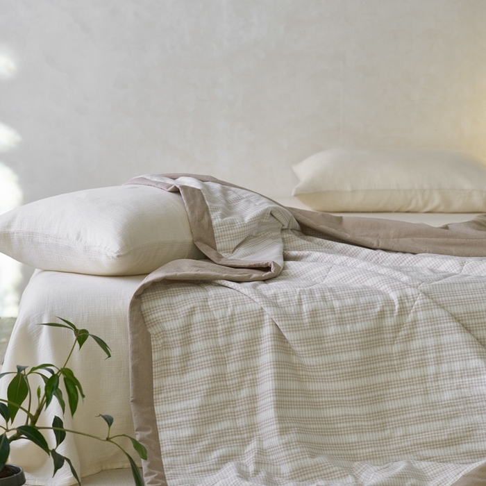 91家纺网 家纺一手货源 找家纺 （总）安莱生活 2024新款水洗色织花漾夏被