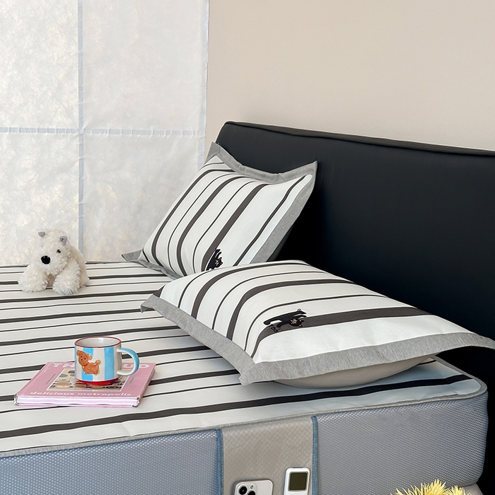 91家纺网 家纺一手货源 找家纺 昔可家纺 2024新款A类900D数码印花刺绣床笠款冰丝席 顽皮猫