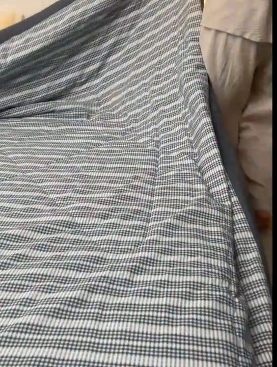 91家纺网 家纺一手货源 找家纺 安莱生活 2024新款水洗色织花漾夏被 花漾-深灰