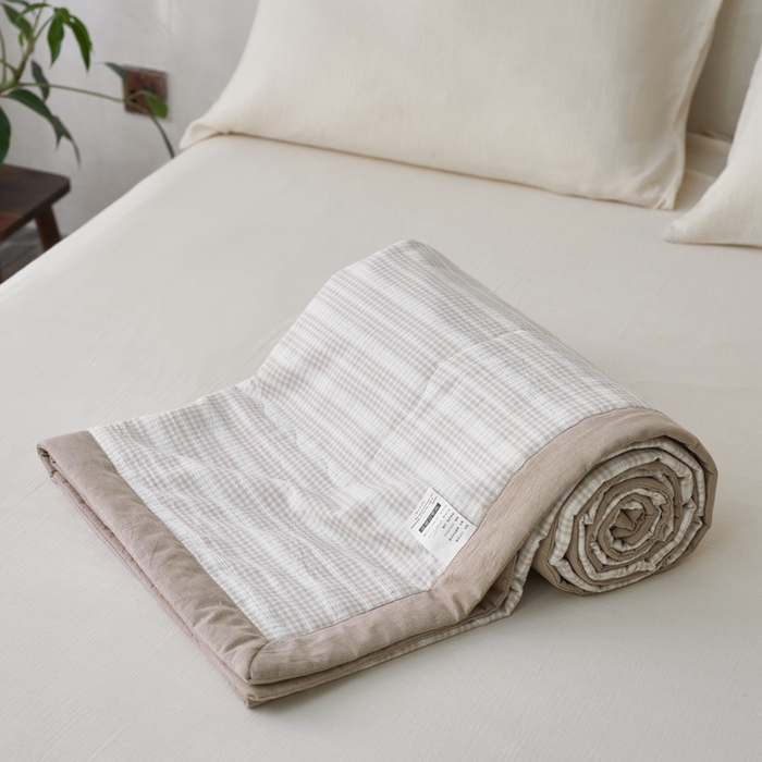 91家纺网 家纺一手货源 找家纺 （总）安莱生活 2024新款水洗色织花漾夏被