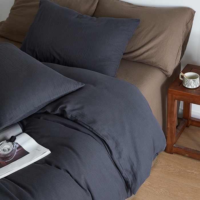 91家纺网 家纺一手货源 找家纺 梦享生活家居 2024新款全棉小提花四件套系列 灰+咖