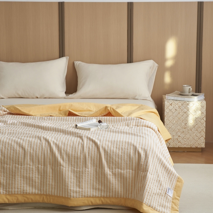 91家纺网 家纺一手货源 找家纺 安莱生活 2024新款水洗色织锦瑟夏被 锦瑟-驼黄