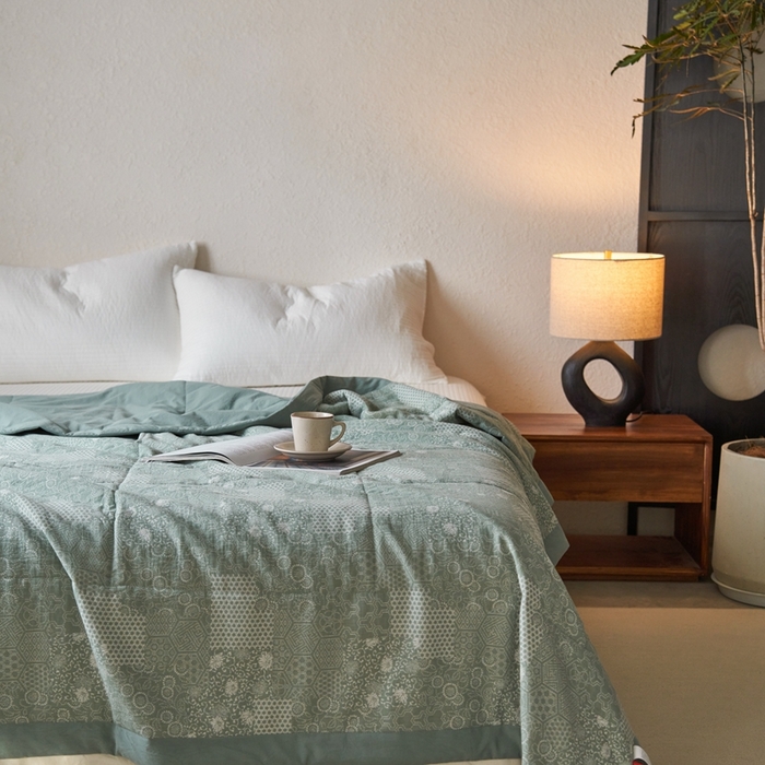 91家纺网 家纺一手货源 找家纺 安莱生活 2024新品双层纱色织花妍缤纷单夏被 花妍缤纷-灰绿