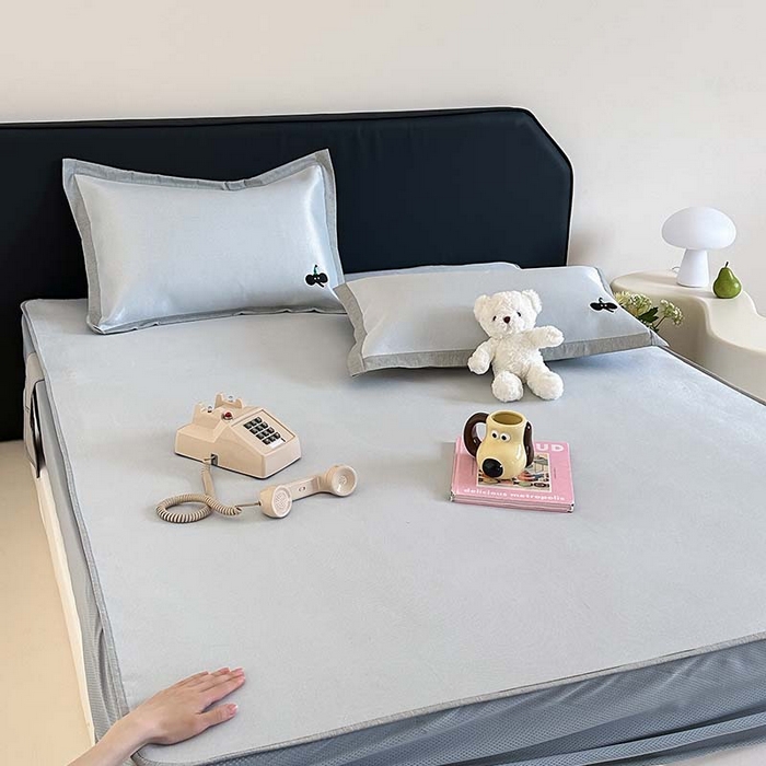 91家纺网 家纺一手货源 找家纺 昔可家纺 2024新款A类900D纯色绣花床笠款冰丝席 派对小象