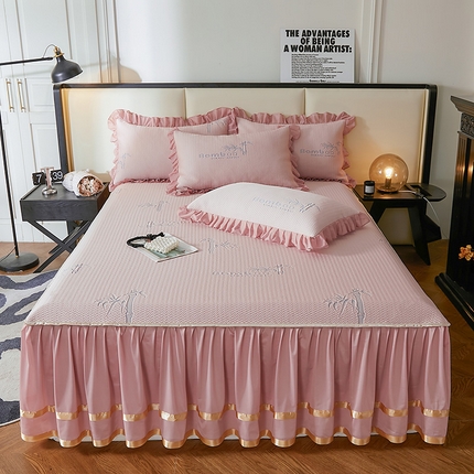 91家纺网 家纺一手货源 找家纺 （总）情恒家纺 2025新款床裙款凉豆豆凉席三件套(淡雅竹香）