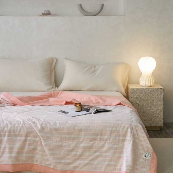 91家纺网 家纺一手货源 找家纺 安莱生活 2024新款水洗色织花漾夏被 花漾-嫩粉