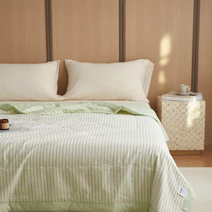 91家纺网 家纺一手货源 找家纺 安莱生活 2024新款水洗色织锦瑟夏被 锦瑟-嫩绿