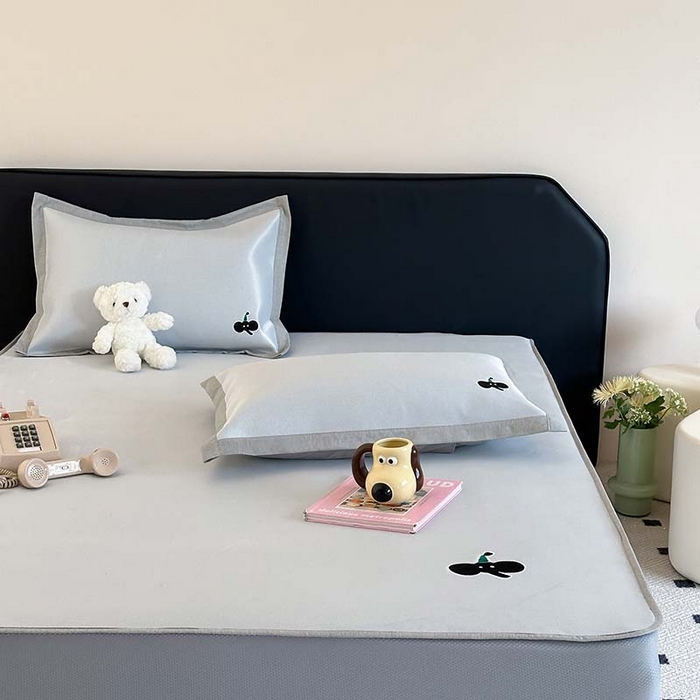 91家纺网 家纺一手货源 找家纺 昔可家纺 2024新款A类900D纯色绣花床笠款冰丝席 派对小象