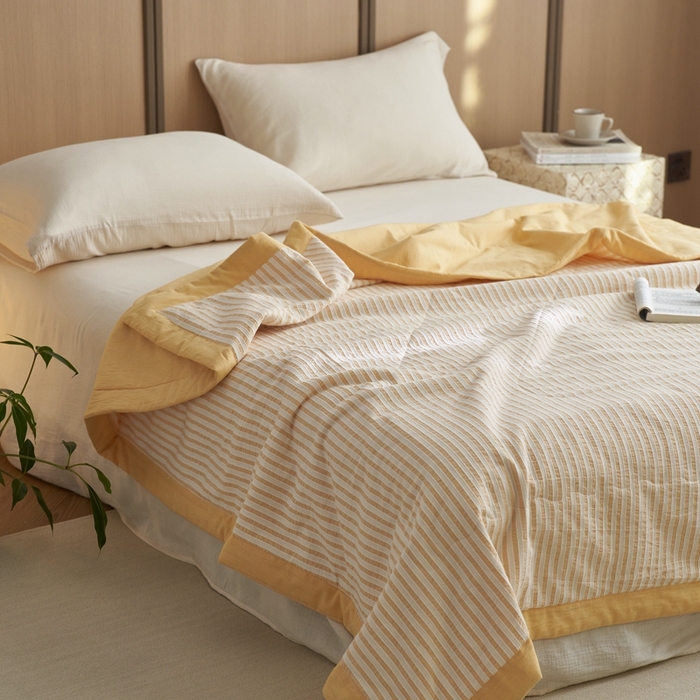 91家纺网 家纺一手货源 找家纺 安莱生活 2024新款水洗色织锦瑟夏被 锦瑟-驼黄