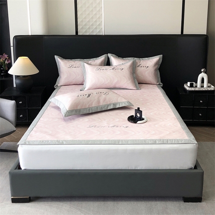 91家纺网 家纺一手货源 找家纺 三味舒屋 2025新款凉感抗菌防螨刺绣冰丝席（新升级7A抗菌）--巴赫 巴赫粉-床席款