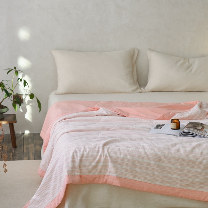 91家纺网 家纺一手货源 找家纺 安莱生活 2024新款水洗色织花漾夏被 花漾-嫩粉