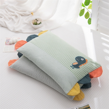 91家纺网 家纺一手货源 找家纺 （总）仁宇枕业 2024新款枕芯 全棉水洗棉彩虹边贴布绣全荞麦系列幼儿园学生儿童枕头