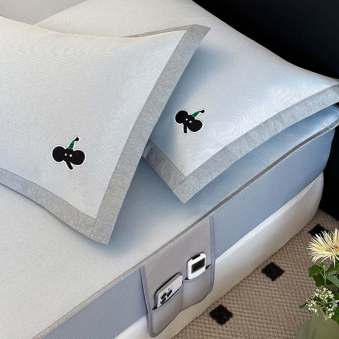 91家纺网 家纺一手货源 找家纺 昔可家纺 2024新款A类900D纯色绣花床笠款冰丝席 派对小象