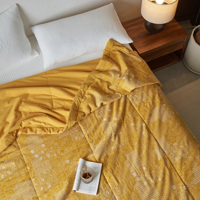 91家纺网 家纺一手货源 找家纺 （总）安莱生活 2024新品双层纱色织花妍缤纷单夏被