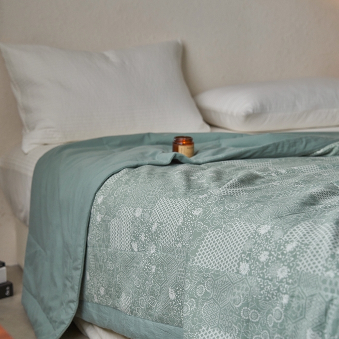 91家纺网 家纺一手货源 找家纺 安莱生活 2024新品双层纱色织花妍缤纷单夏被 花妍缤纷-灰绿